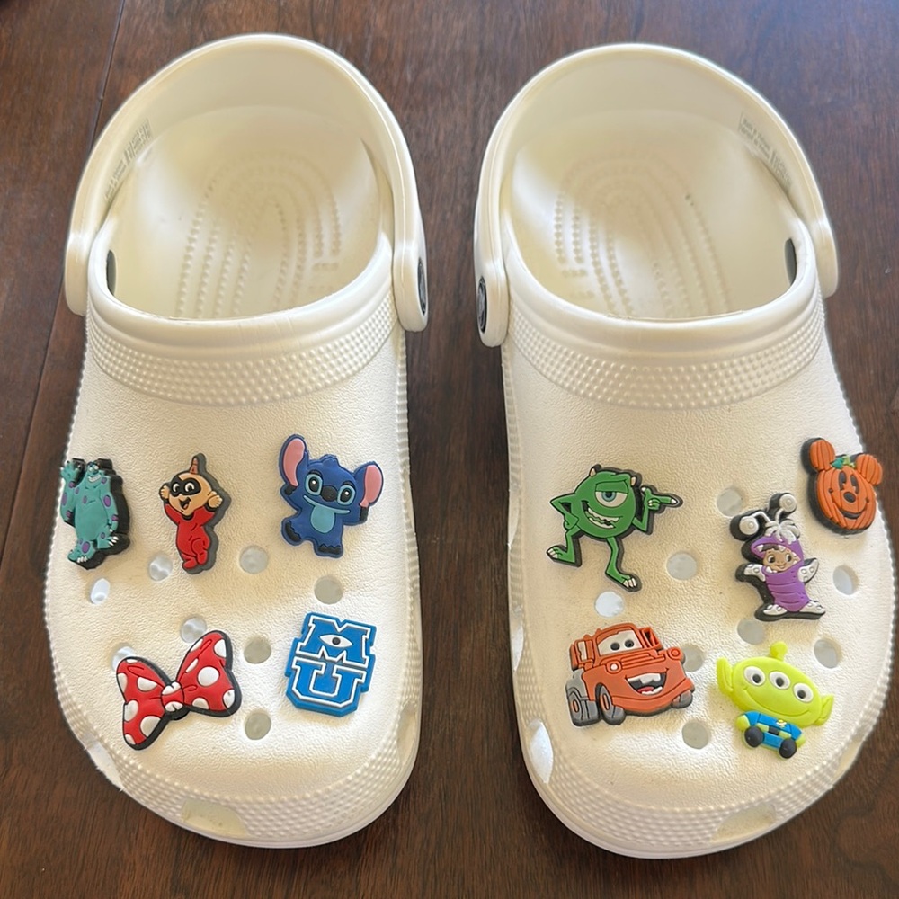 🔴Adult White Croc Shoes with Fun Disney Charms
